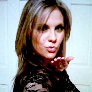 Meet your Posher, Leandra